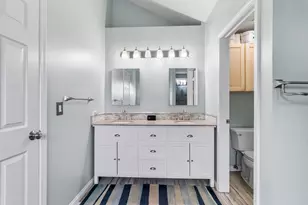 2220 N Hillcrest Ct, Round Lake Beach, IL 60073 - Photo 24