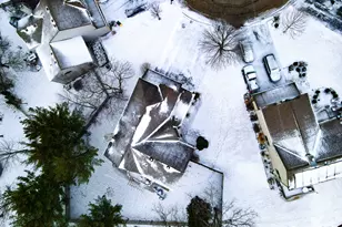 2220 N Hillcrest Ct, Round Lake Beach, IL 60073 - Photo 10