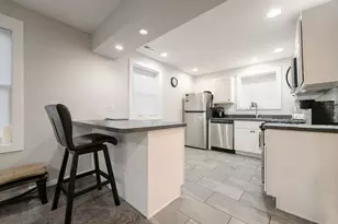 74 Marquette St, Park Forest, IL 60466 - Photo 4