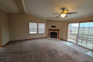 106 Champion Dr, Chenoa, IL 61726 - Photo 6