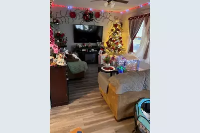 1000 Massena Avenue, Waukegan, IL 60085 - Photo 2