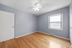 15125 Marshfield Ave S, Harvey, IL 60426 - Photo 20