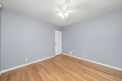 15125 Marshfield Avenue S, Harvey, IL 60426 - Photo 18