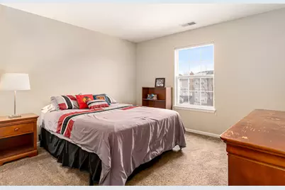 719 Eagle Brook Lane, Naperville, IL 60565 - Photo 20