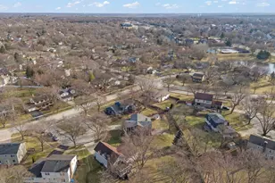 1125 Huntleigh Dr, Naperville, IL 60540 - Photo 30