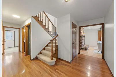 1125 Huntleigh Drive, Naperville, IL 60540 - Photo 4