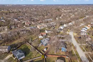 1125 Huntleigh Dr, Naperville, IL 60540 - Photo 32