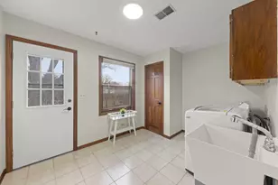 1125 Huntleigh Dr, Naperville, IL 60540 - Photo 12