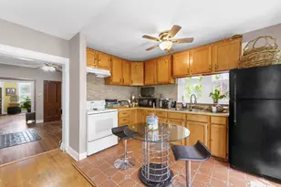 11349 S St Lawrence Ave, Chicago, IL 60628 - Photo 10