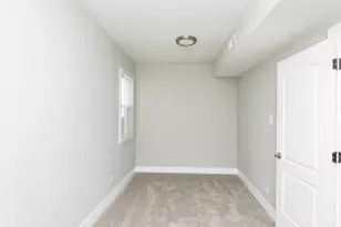 2923 N Avers Ave, Chicago, IL 60618 - Photo 14