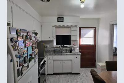 7631 N Knox Avenue, Skokie, IL 60076 - Photo 8