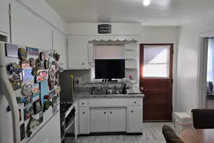 7631 N Knox Ave, Skokie, IL 60076 - Photo 8