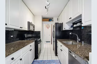 3430 N Lake Shore Drive #15M, Chicago, IL 60657 - Photo 8