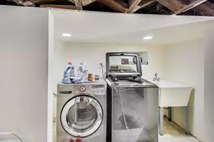 3634 W Dickens Ave W, Chicago, IL 60647 - Photo 36