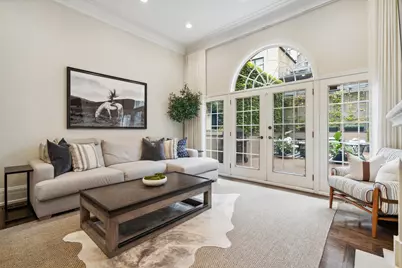 24 W Chestnut Street, Chicago, IL 60610 - Photo 14