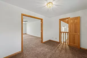 2404 N Nottingham Ct, Champaign, IL 61821 - Photo 44