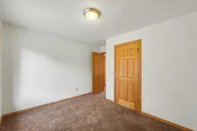 2404 N Nottingham Court, Champaign, IL 61821 - Photo 50