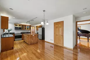 2404 N Nottingham Ct, Champaign, IL 61821 - Photo 18