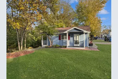 200 E Grove Street, Utica, IL 61373 - Photo 1