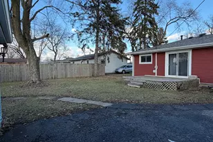 1931 Stephen Dr, Montgomery, IL 60538 - Photo 16