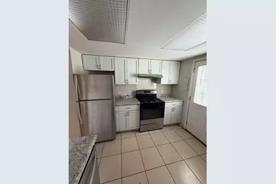 523 Meadow Green Lane, Round Lake Beach, IL 60073 - Photo 2