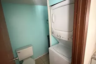 523 Meadow Green Ln, Round Lake Beach, IL 60073 - Photo 8