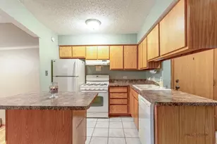 15 Echo Ct, Vernon Hills, IL 60061 - Photo 8