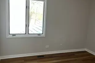 537 E Center Ave, Lake Bluff, IL 60044 - Photo 14