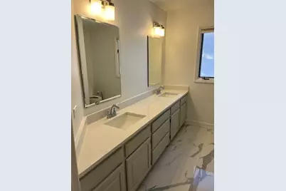 537 E Center Avenue, Lake Bluff, IL 60044 - Photo 14