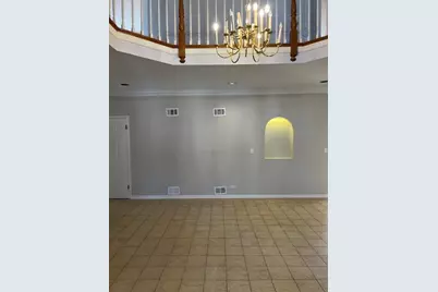 537 E Center Avenue, Lake Bluff, IL 60044 - Photo 2