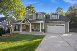 694 Hart Rd, Batavia, IL 60510 - Photo 2