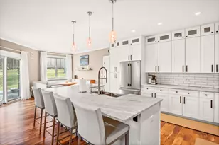 694 Hart Rd, Batavia, IL 60510 - Photo 6