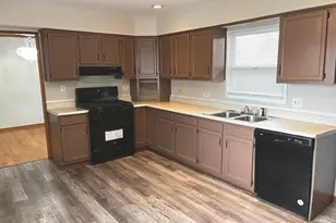 17410 Emerson Ave, Hazel Crest, IL 60429 - Photo 6