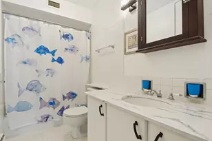 5901 N Sheridan Rd, Chicago, IL 60660 - Photo 10