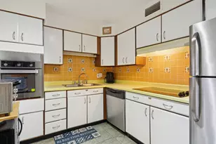 5901 N Sheridan Rd, Chicago, IL 60660 - Photo 6