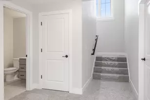 5215 Castlebar Dr, Bloomington, IL 61705 - Photo 32