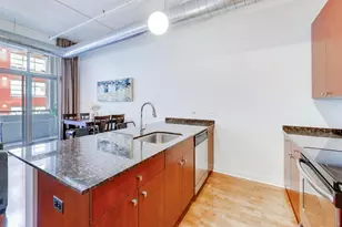 565 W Quincy St, Chicago, IL 60661 - Photo 8