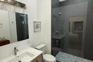 3912 N Ashland Ave, Chicago, IL 60613 - Photo 14