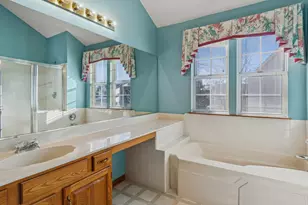 4 Pennsbury Ct, Bolingbrook, IL 60440 - Photo 16