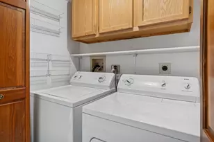 4 Pennsbury Ct, Bolingbrook, IL 60440 - Photo 14