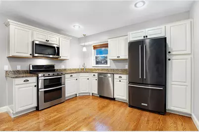 132 N Tetrault Avenue, Bourbonnais, IL 60914 - Photo 4