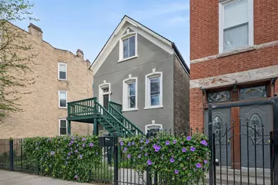 1011 N Mozart Street, Chicago, IL 60622 - Photo 1