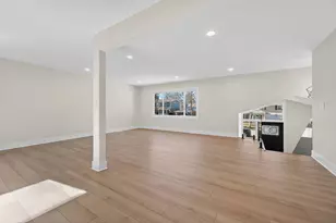 1319 N Chestnut Ave, Arlington Heights, IL 60004 - Photo 6