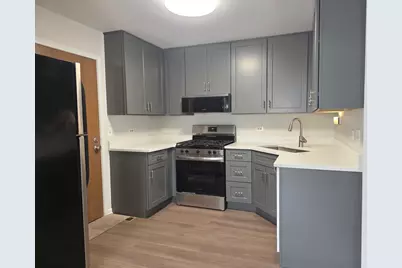2549 College Hill Circle, Schaumburg, IL 60173 - Photo 2