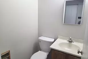 2549 College Hill Cir, Schaumburg, IL 60173 - Photo 8