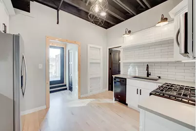 221 W Main Street, Saint Charles, IL 60174 - Photo 4