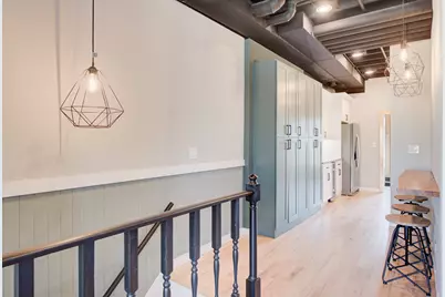 221 W Main Street, Saint Charles, IL 60174 - Photo 2