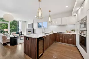 2237 N Hoyne Ave, Chicago, IL 60647 - Photo 6