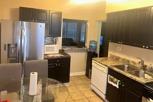 3752 W Giddings St, Chicago, IL 60625 - Photo 6