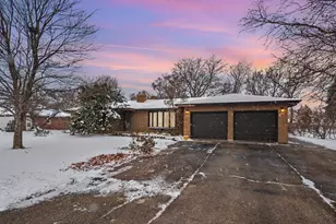 24304 S Frontage Rd, Channahon, IL 60410 - Photo 2